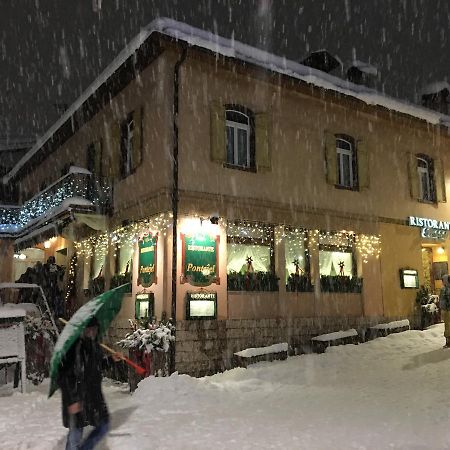 Hotel Pontejel コルティーナ・ダンペッツォ エクステリア 写真